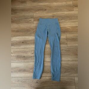 Lululemon Wunder under leggings size 4